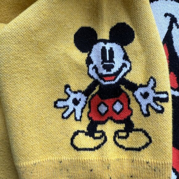 Disney Mickey Mouse Graphic Knit Yellow Pullover Sweater Size 3X Oversized - Picture 5 of 7